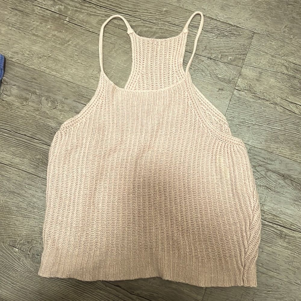 Brandy Melville, crop sweater pink ribbed